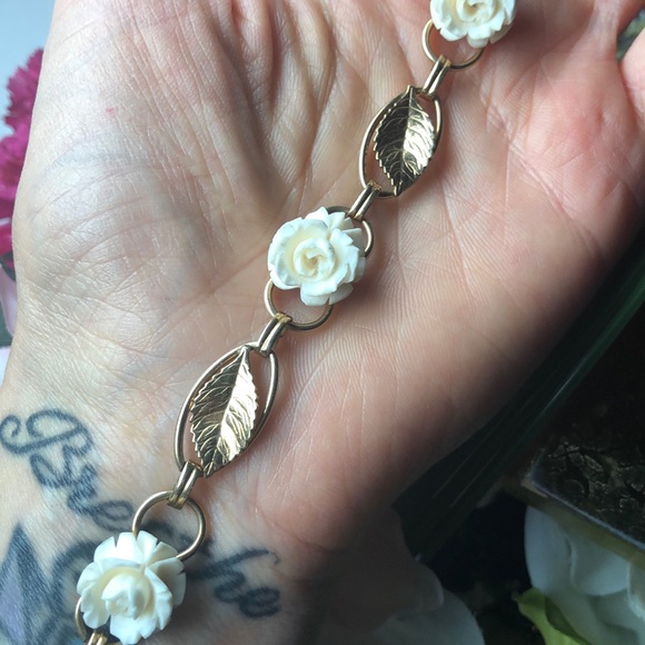 True vintage 1/20th 12k gold filled bracelet - Picture 4 of 7